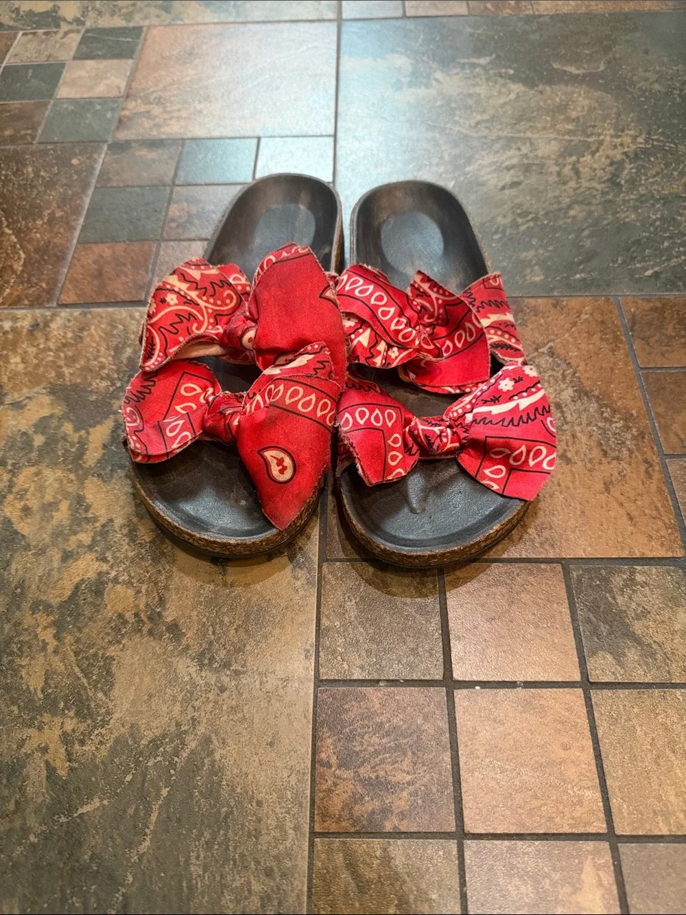 Woman’s Red Bandana Bow Slide Sandals